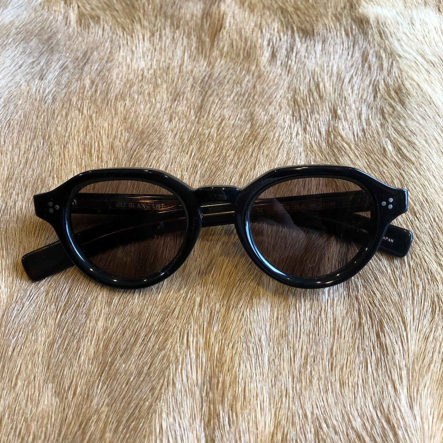BE009 BLACK / L.BRN