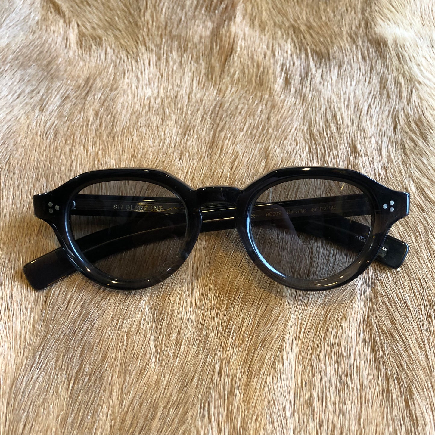 BE009 BLK GRAD / M.GRY