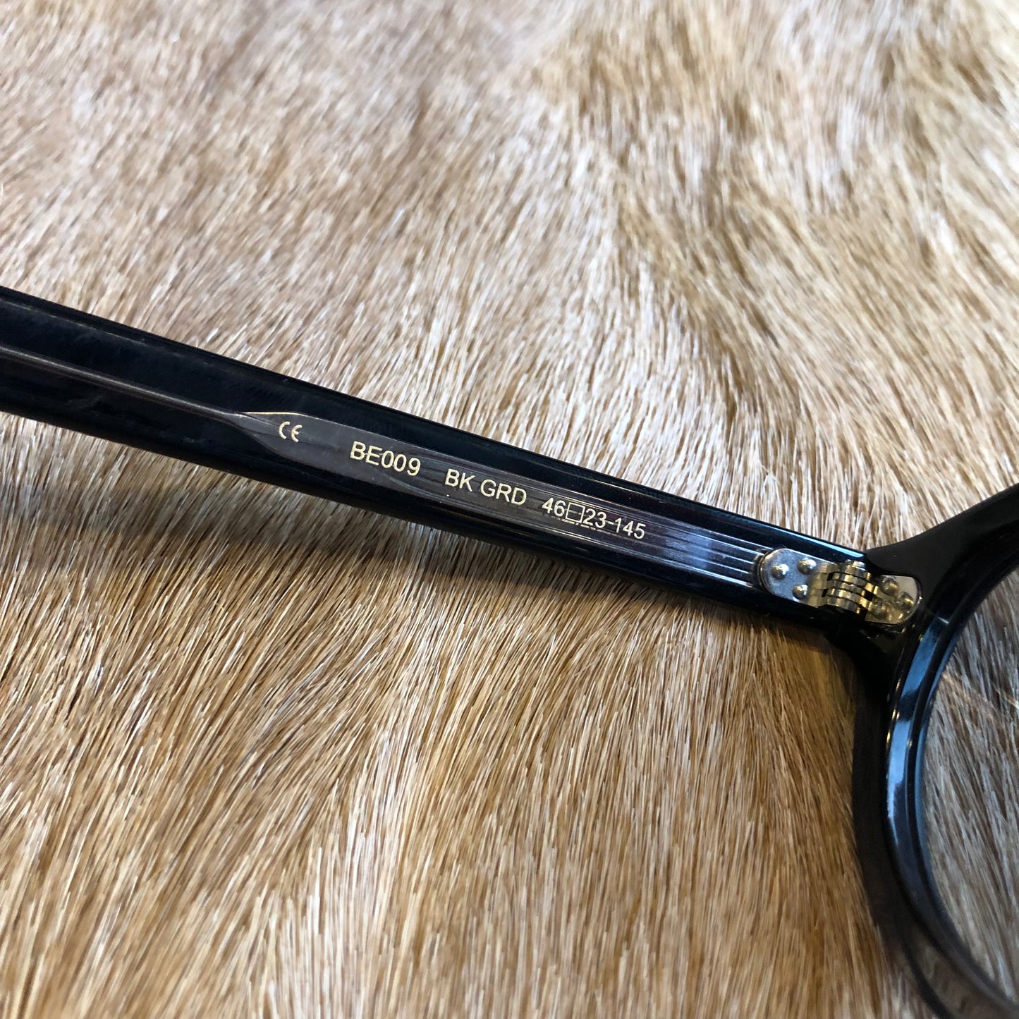 BE009 BLK GRAD / M.GRY