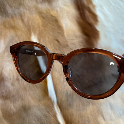 BE019 DARK AMBER / S.GRY