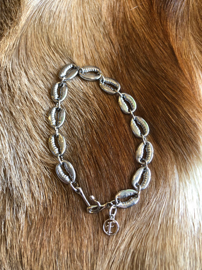 004122812 Shell Bracelet