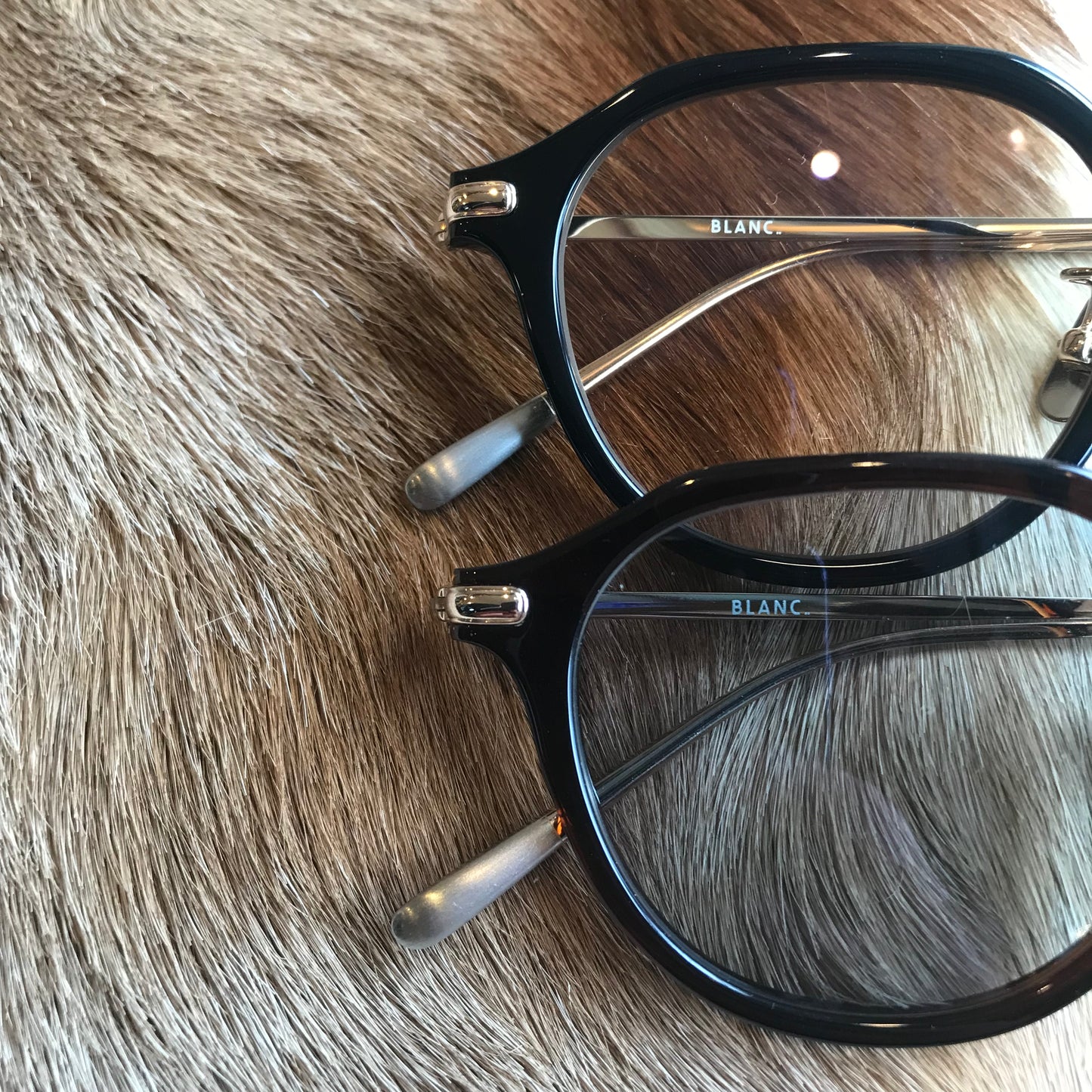 BM011 BROWN / ICE GRY