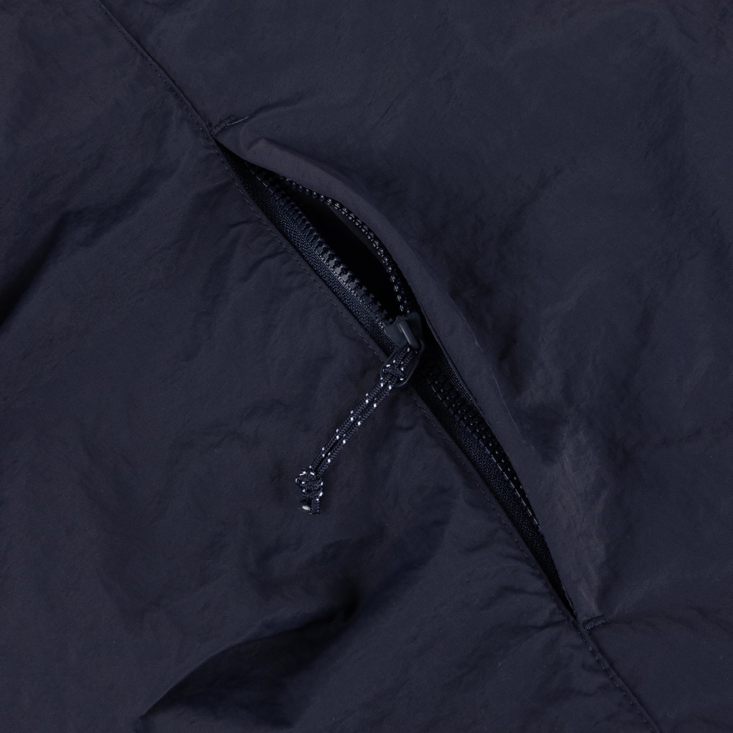 Crinkled Tech Windbreaker	Dark Navy