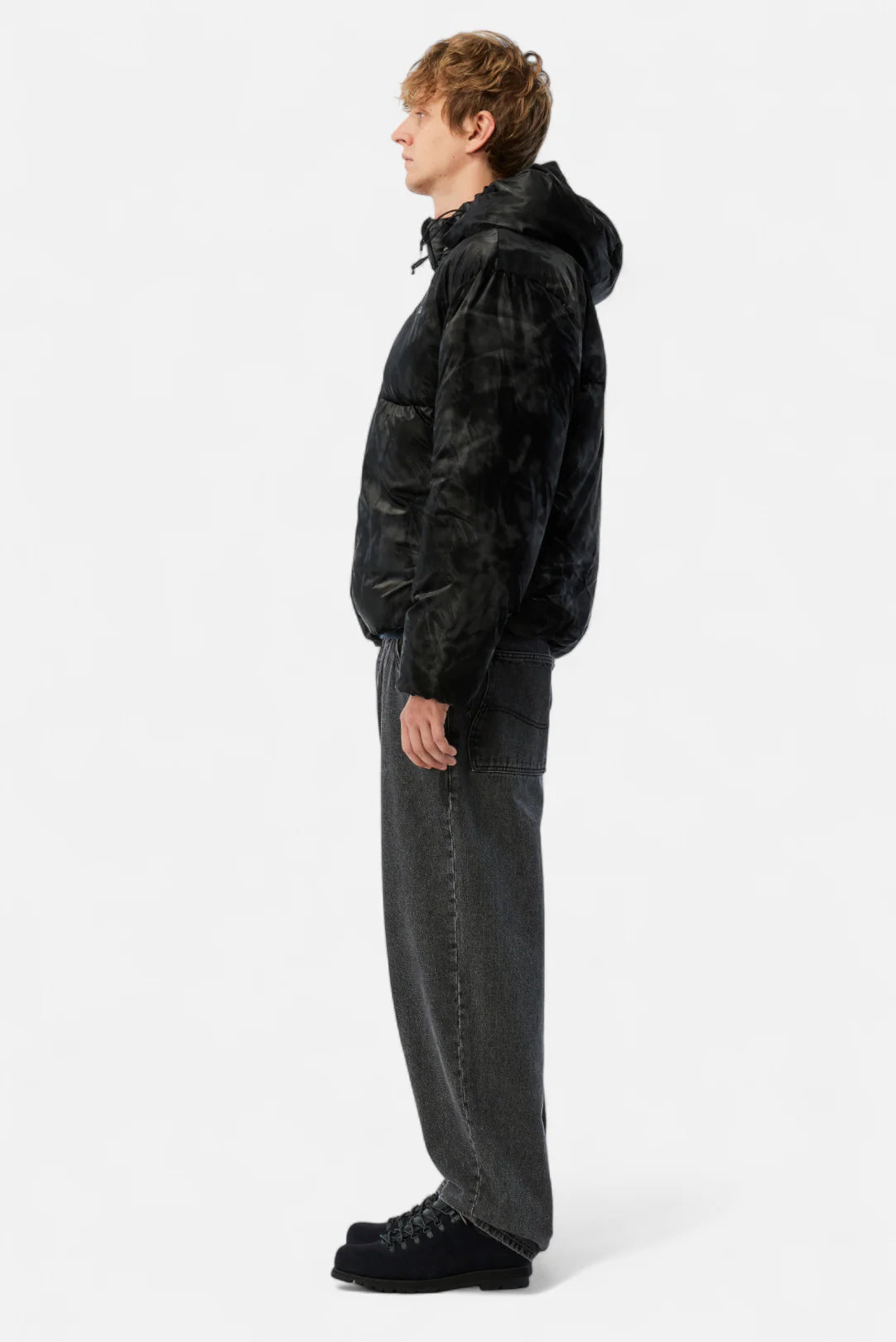 Wavy Puffer Smoke Black