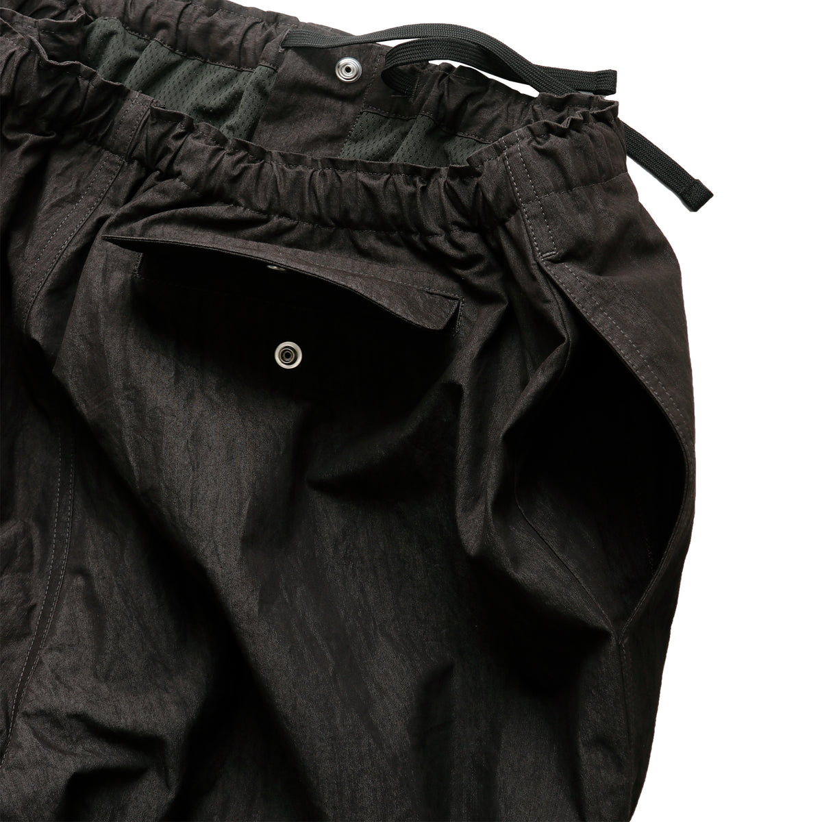 NYLON UTILITY PANT BLACK