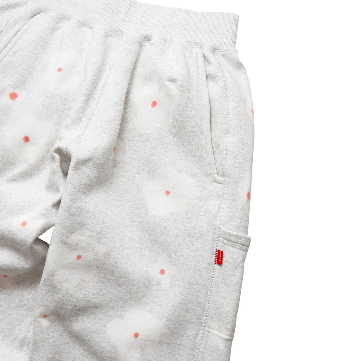 STITCHED SWEAT PANT FLOWERS