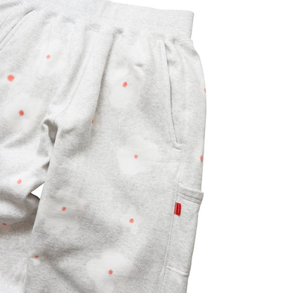 STITCHED SWEAT PANT FLOWERS