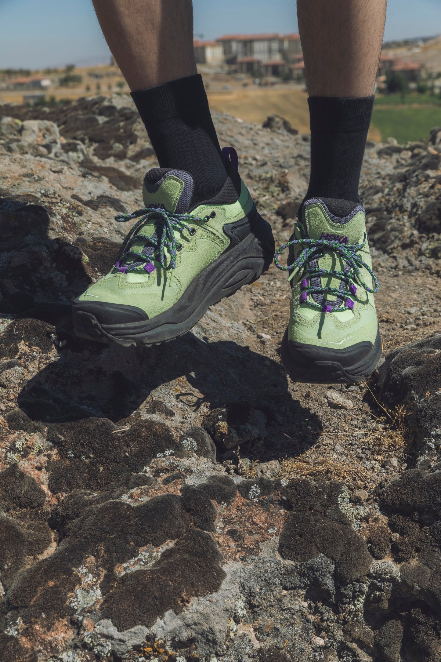 HOKA 『KAHA 3 LOW GTX TP』