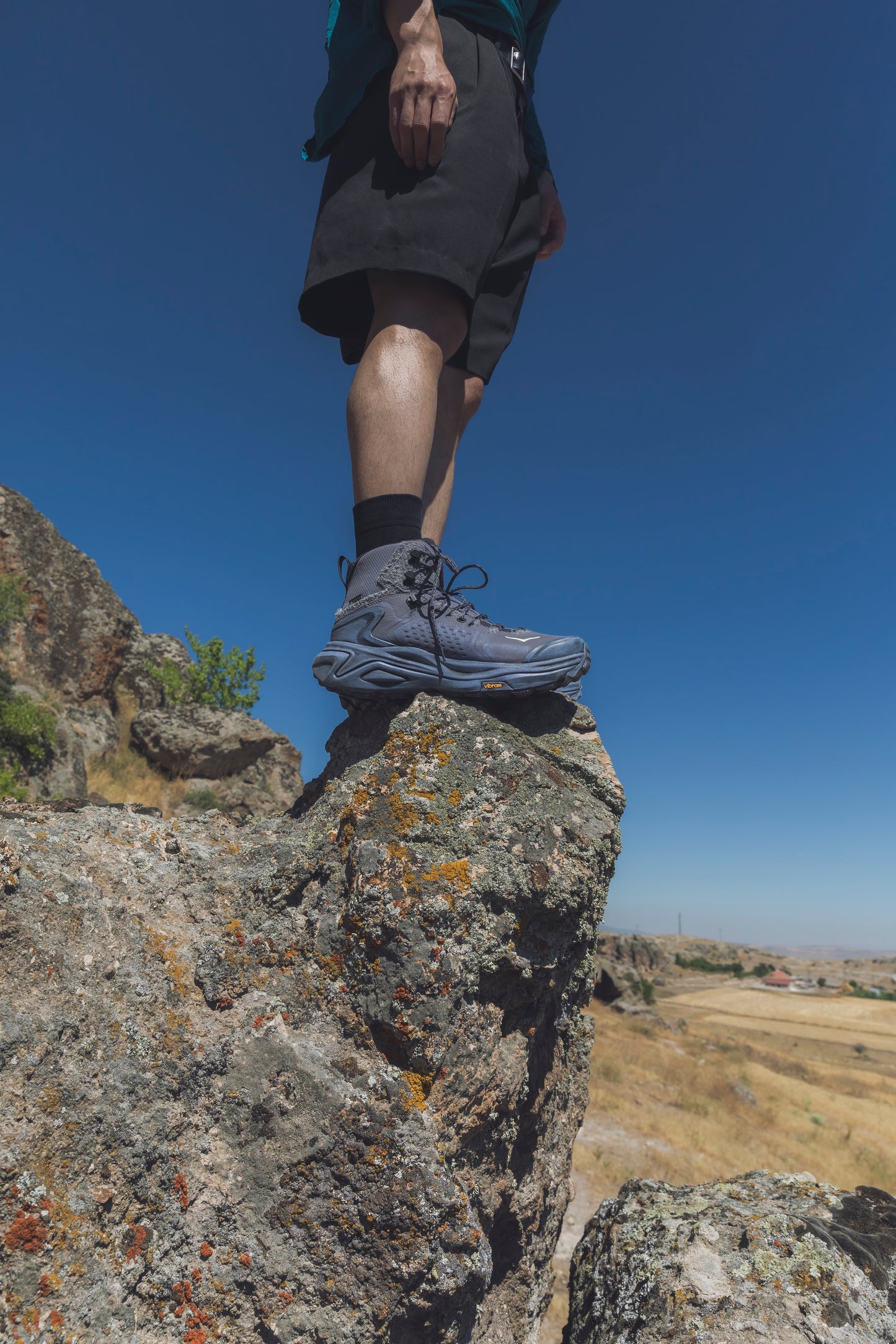 HOKA 『KAHA 3 GTX TP』