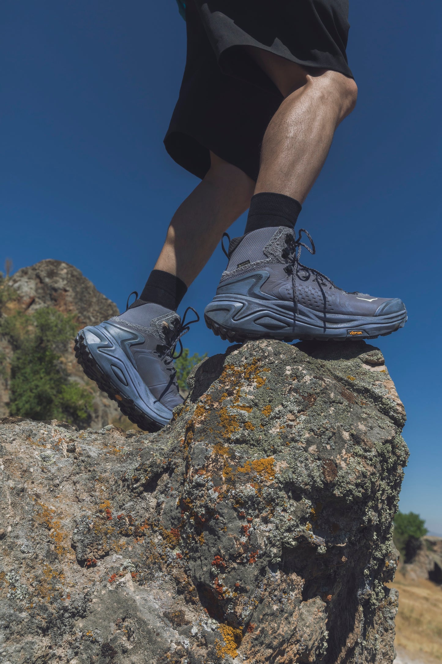 HOKA 『KAHA 3 GTX TP』