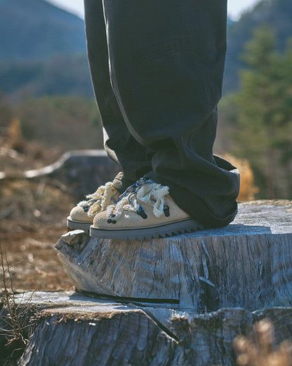 004122820 Suicoke